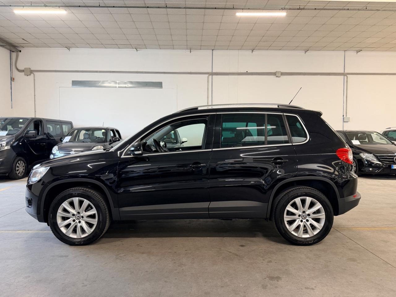 Volkswagen Tiguan 2.0 16V TDI DPF Sport & Style (18°)