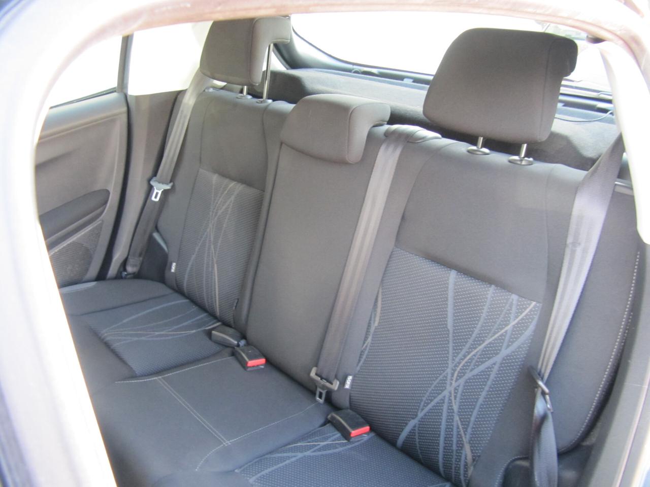 Peugeot 208 1.4 HDi 68 CV 5 porte Allure