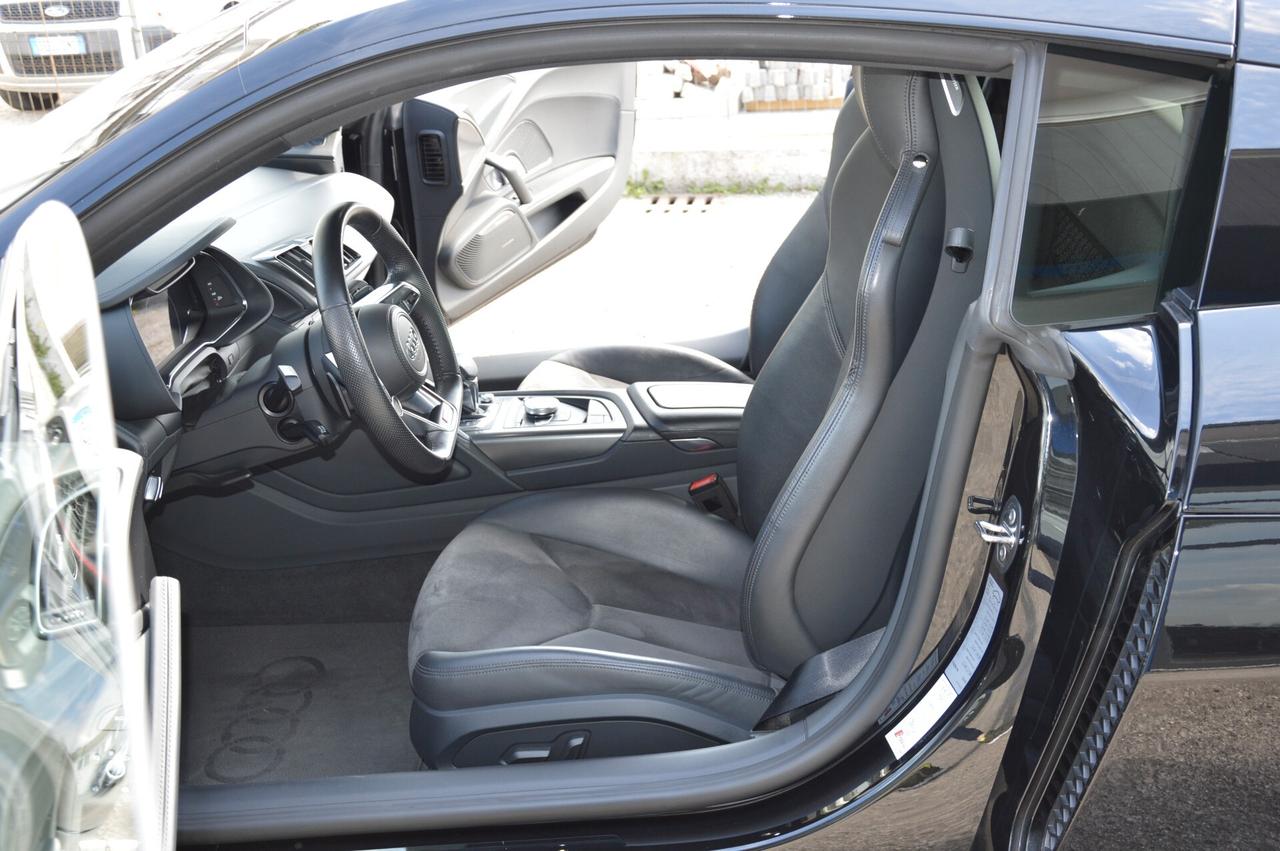 Audi R8 Coupé 5.2 FSI RWS S tronic