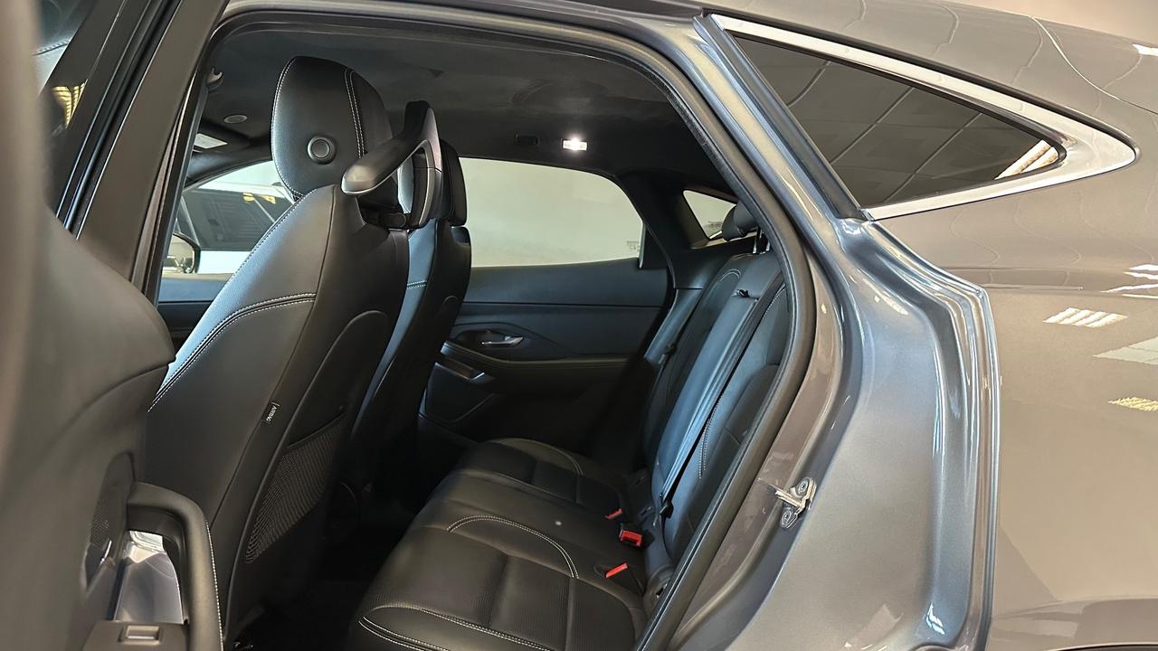 Jaguar E-Pace 2.0D I4 204 CV AWD Auto R-Dynamic HSE
