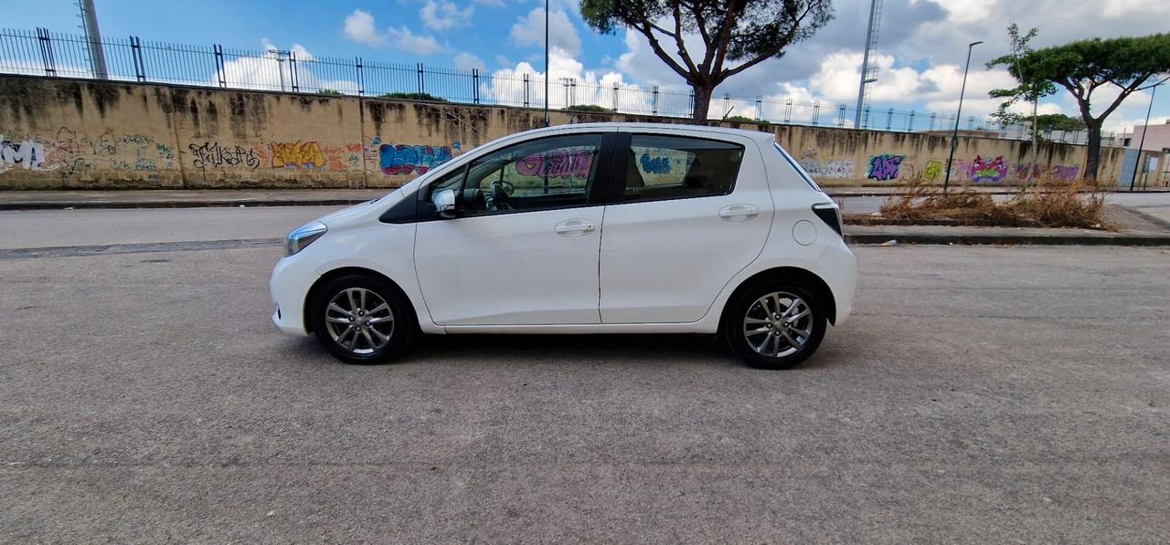 Toyota Yaris 1.4 D-4D 5 porte Lounge