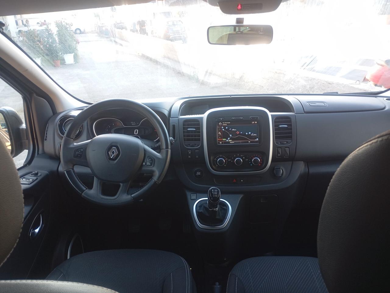 Renault Trafic T29 2.0 dCi 145CV EDC PC-TN Intens Heavy Energy
