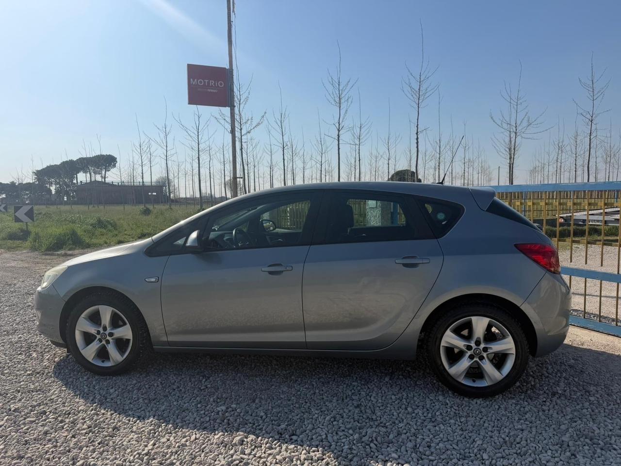 Opel Astra 1.4 16V Twinport 5 porte Enjoy