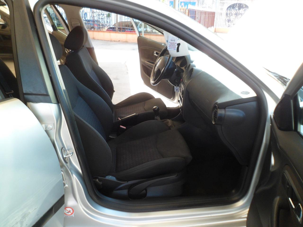 SEAT Ibiza 1.4 benzina 5 porte full optional 04