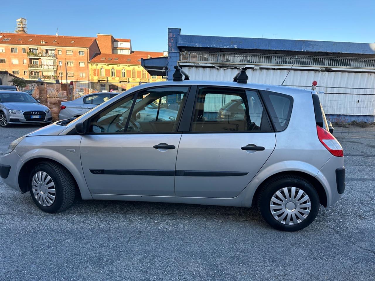 Renault Scenic Scénic 1.5 dCi/82CV pochi km