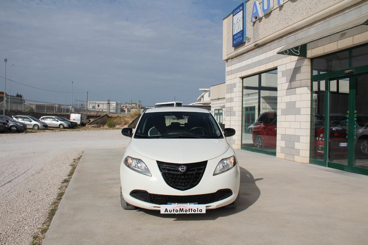 Lancia Ypsilon 1.3 MJT 16V 5 porte S&S Elefantino (70KW-95CV Neopatentati)