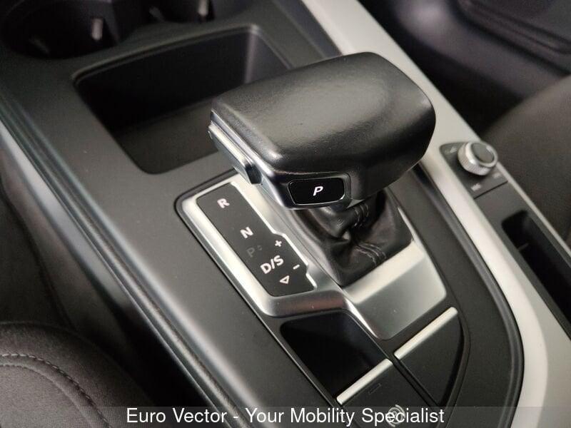 Audi A4 30 TDI/136 CV S tronic Business