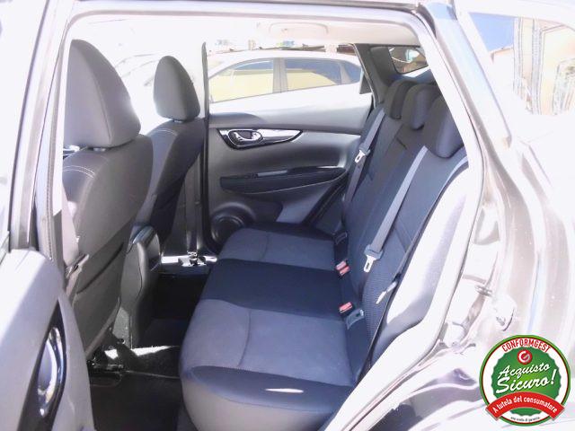 NISSAN Qashqai 1.5 dCi 2WD N-Connecta