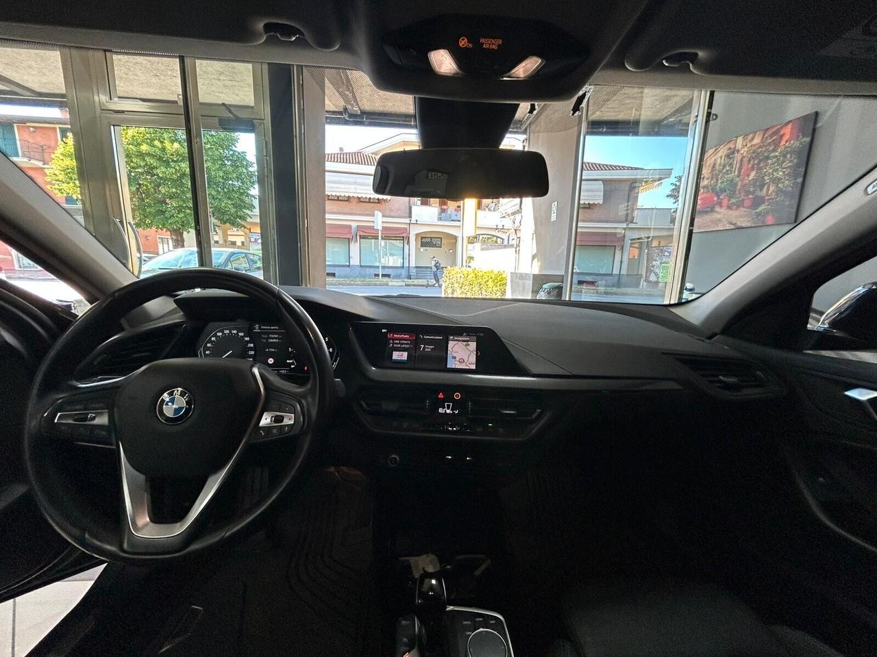Bmw 118i 5p. Sport auto