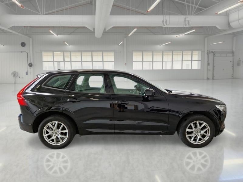 VOLVO XC60 D3 Momentum