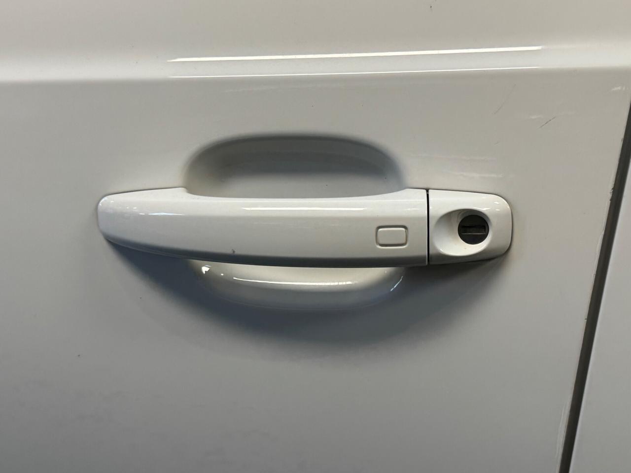 Audi Q3 2.0 TDI 120 CV S-Tronic Sport