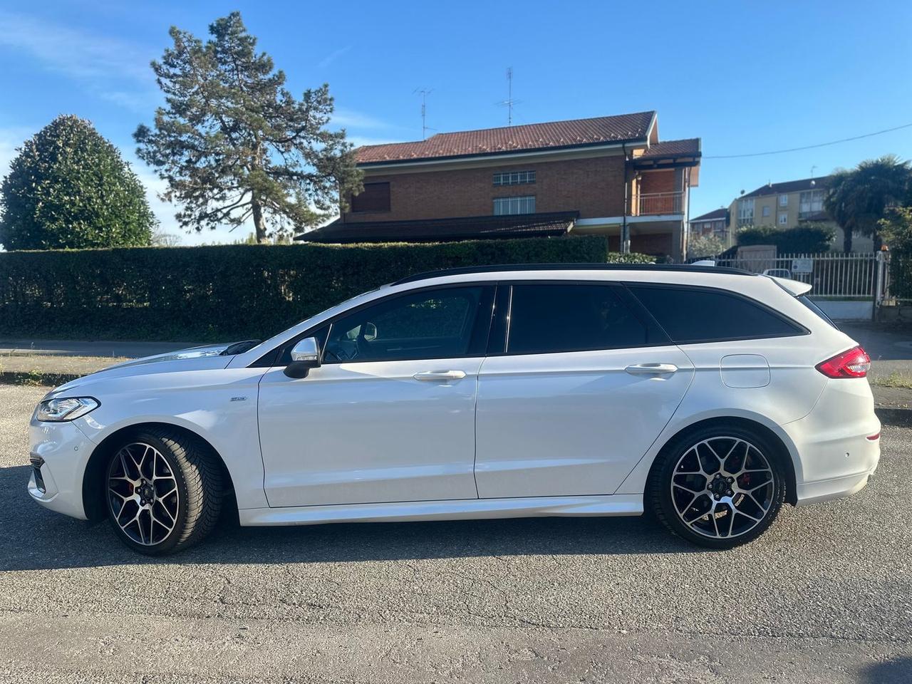 Ford Mondeo ST Line Business 2.0 HEV #10256