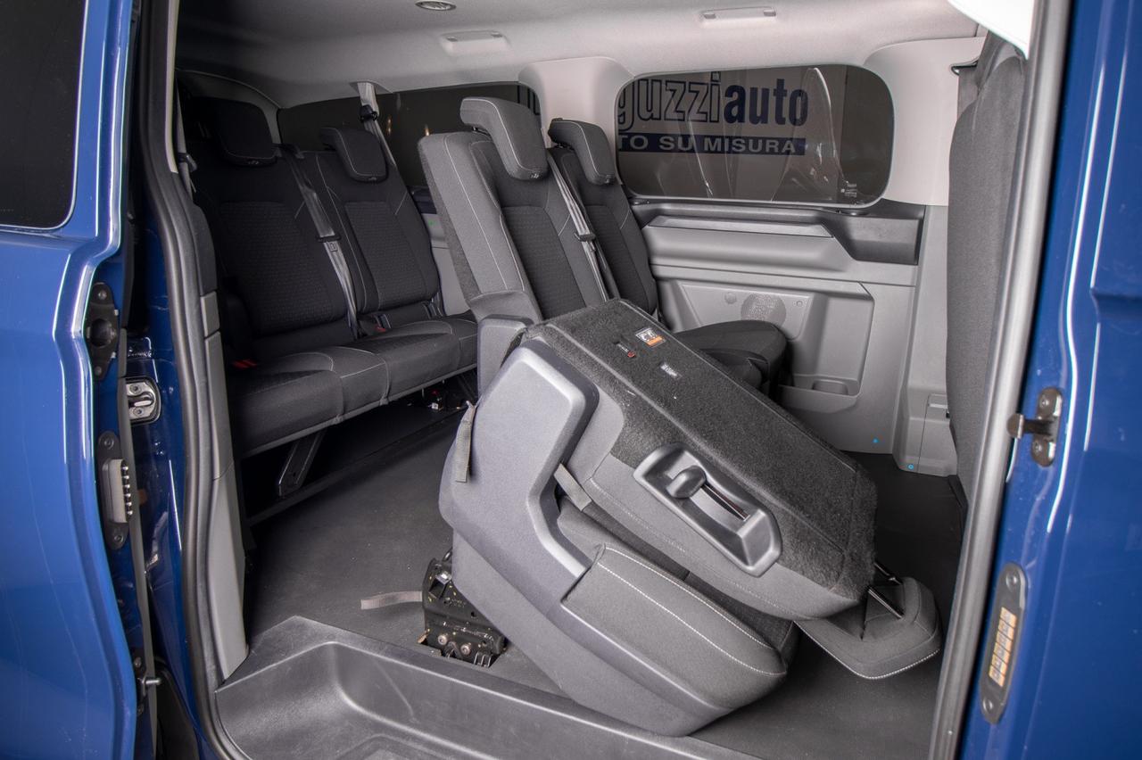 Ford Transit Custom 2.0d 136cv 9 Posti