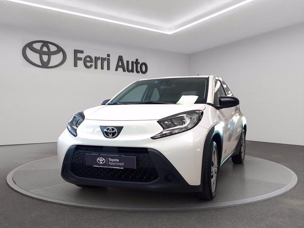 TOYOTA Aygo x 1.0 active 72cv del 2022