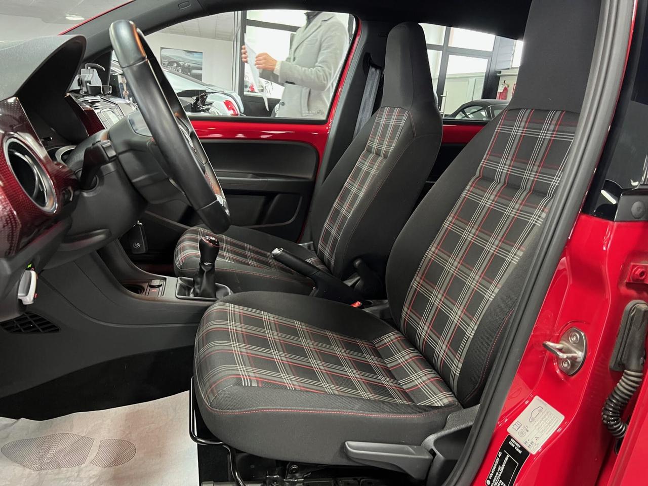 Volkswagen up! 5p 1.0 tsi GTI 115cv