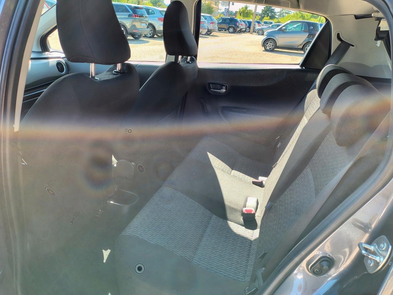 Toyota Yaris 1.0 5 porte Lounge