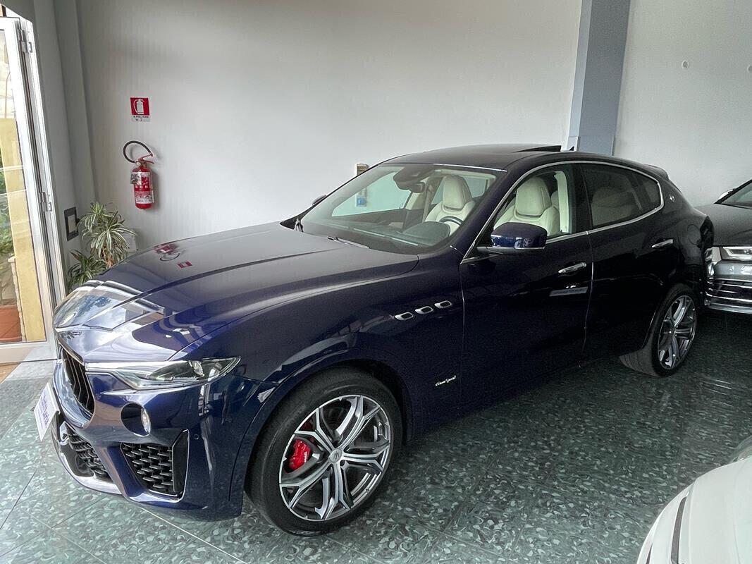 Maserati Levante V6 Diesel 275 CV AWD Gransport my20 "Auto Aziendale Full Full Optional" (Tetto apribile/panoramico)