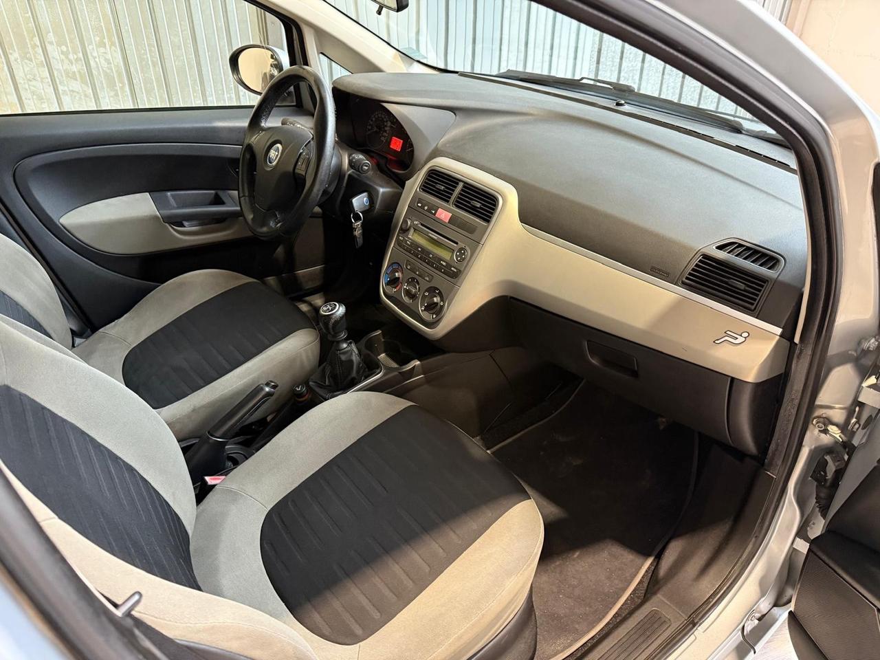 Fiat Grande Punto 1.2 benzina X neopatentati