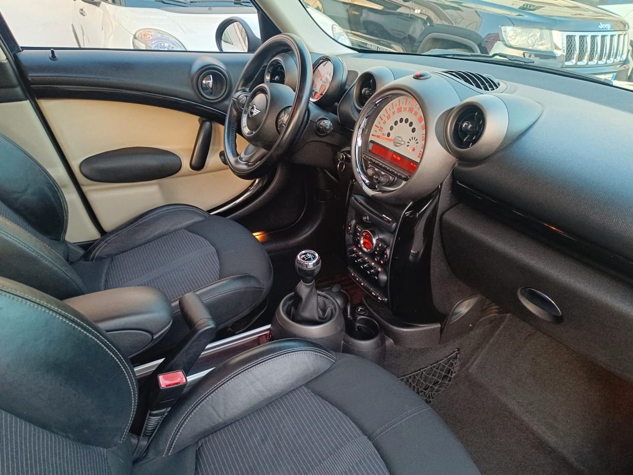 Mini Cooper D Countryman 1.6 Bicolor