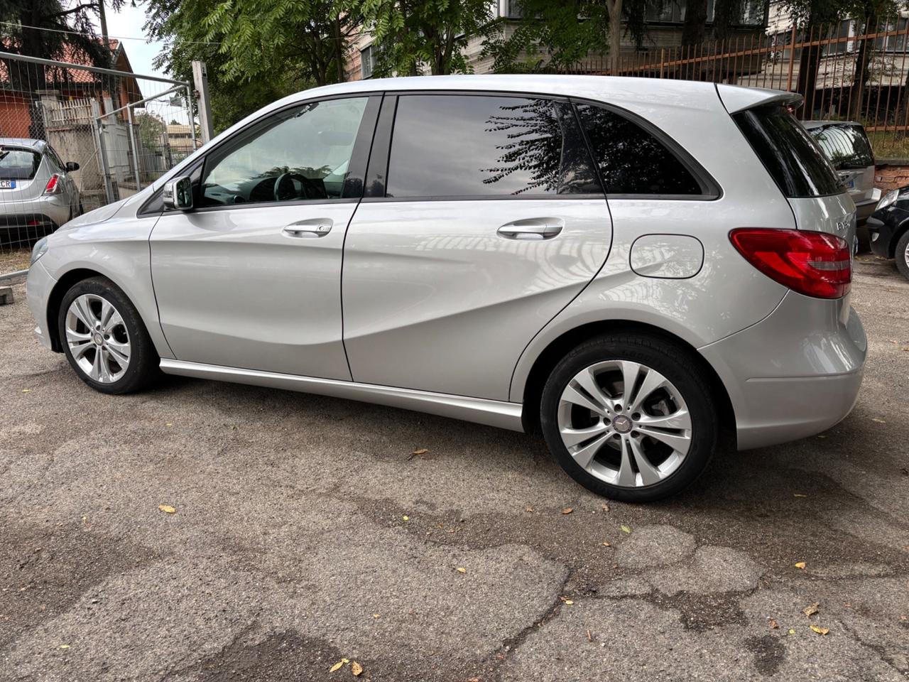 Mercedes-benz B 180 CDI BlueEFFICIENCY Premium