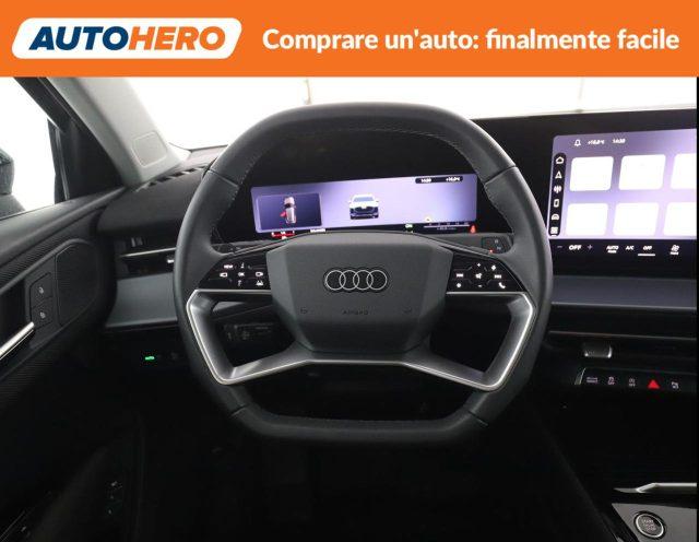 AUDI Q3 TFSI 110 kW mHEV S tronic Business