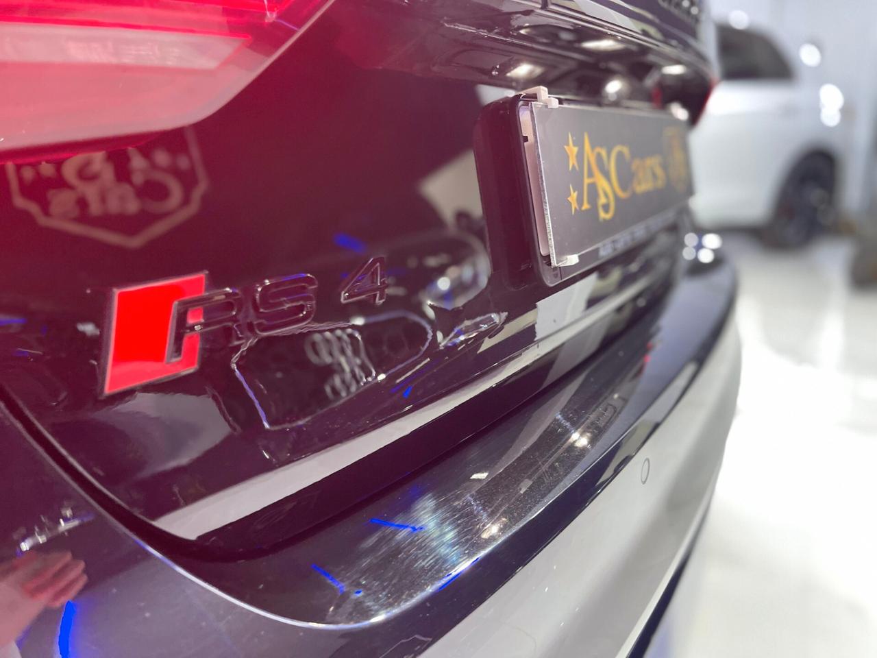 Audi A4 RS 4 Avant