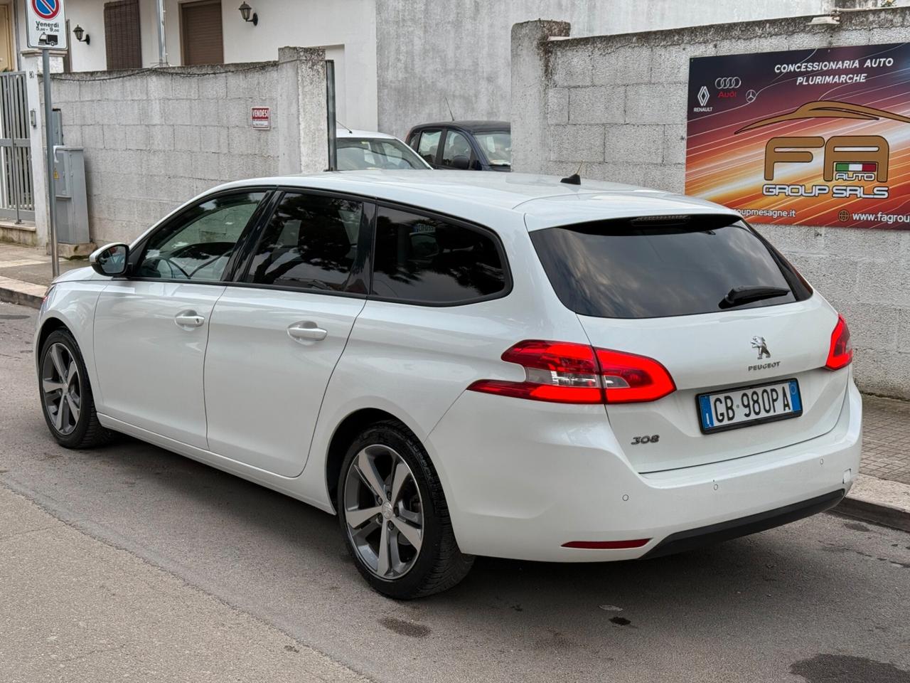 Peugeot 308 1.5 BlueHDi 130 EAT8 Allure NAVI 2020