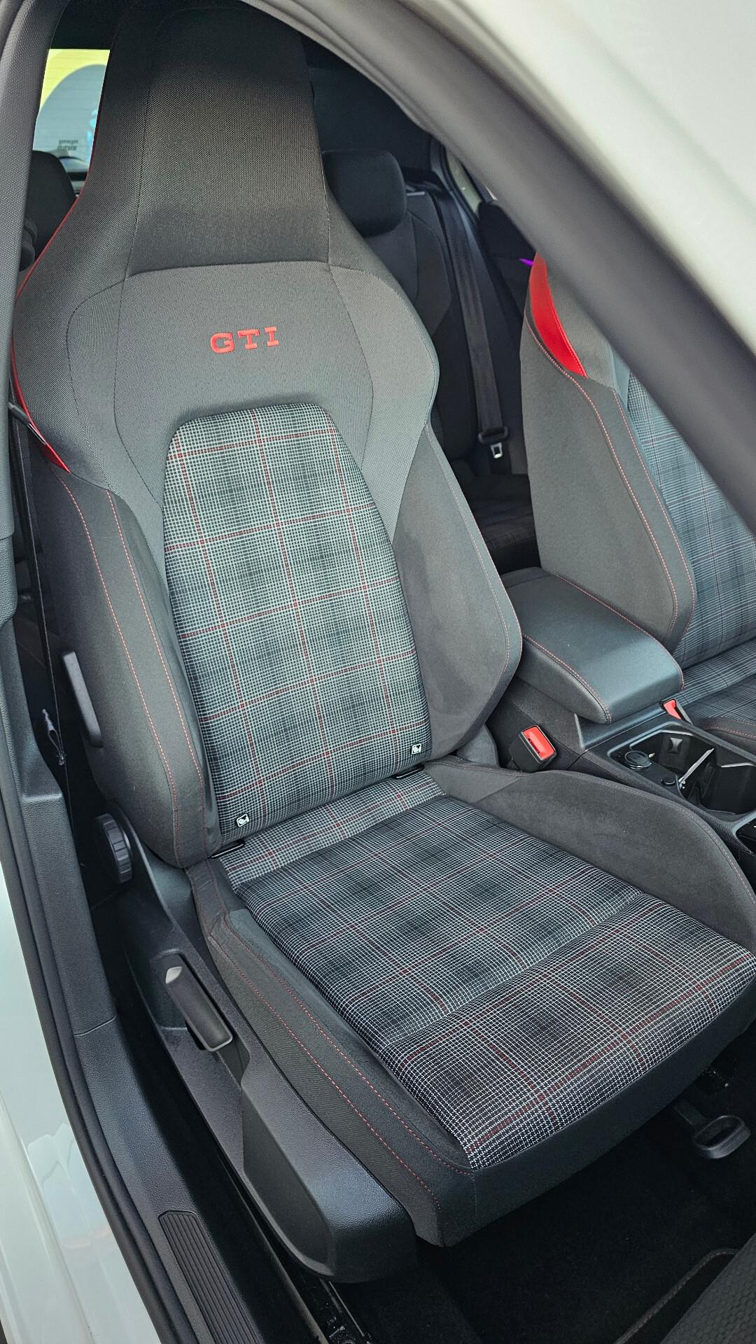 Volkswagen Golf GTI 2.0 245CV TSI DSG IQ LIGHT 19' LED PERLA