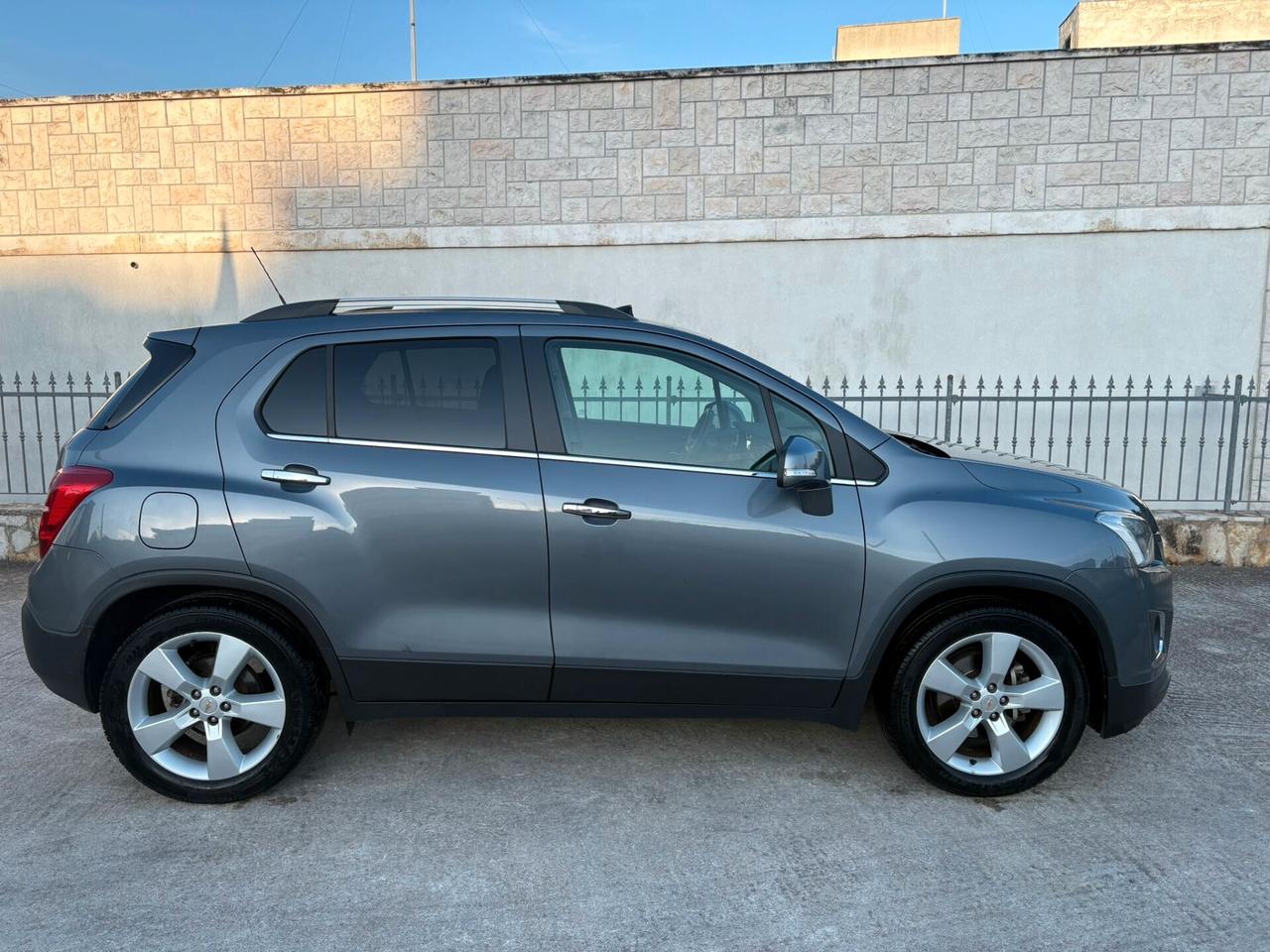 Chevrolet Trax 1.7 diesel FWD LTZ Tetto Apribile e Panoramico