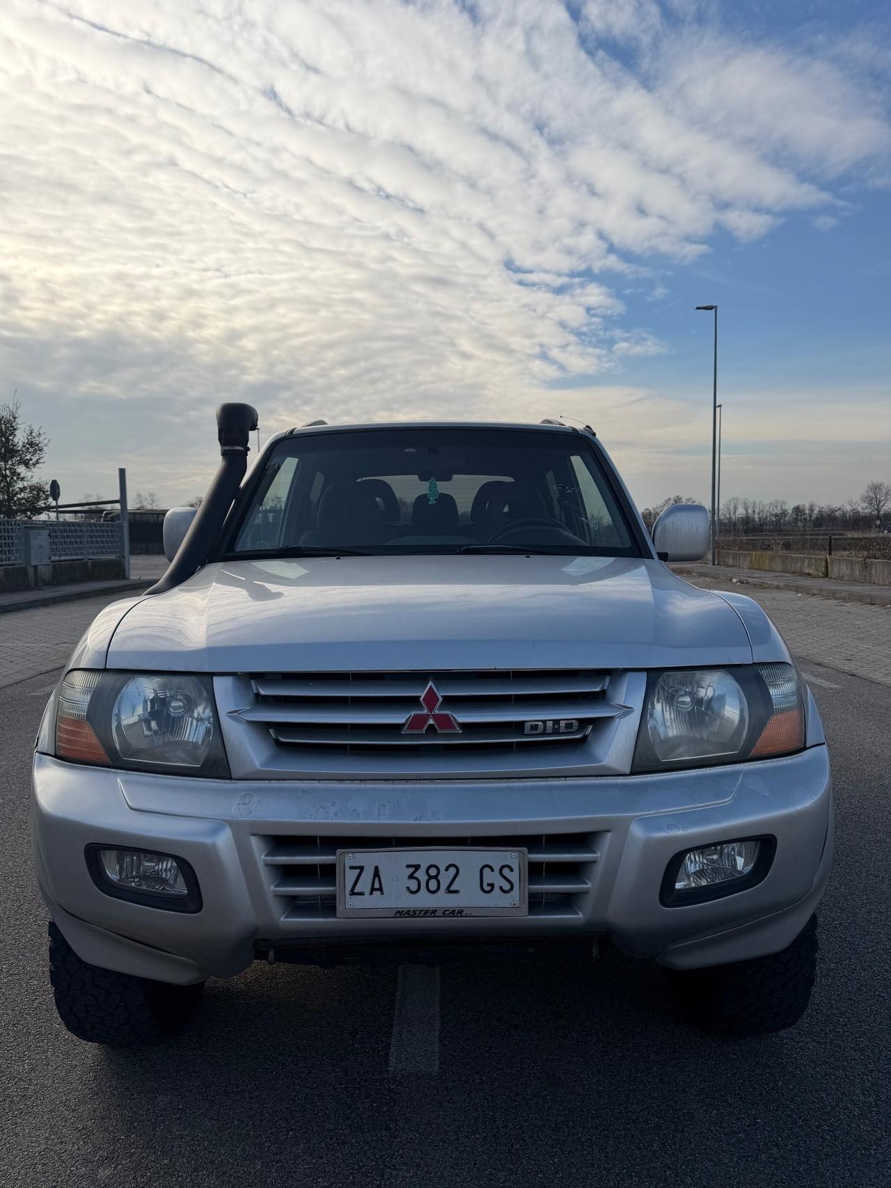 Mitsubishi Pajero 3.2 16V DI-D 3p. GLS