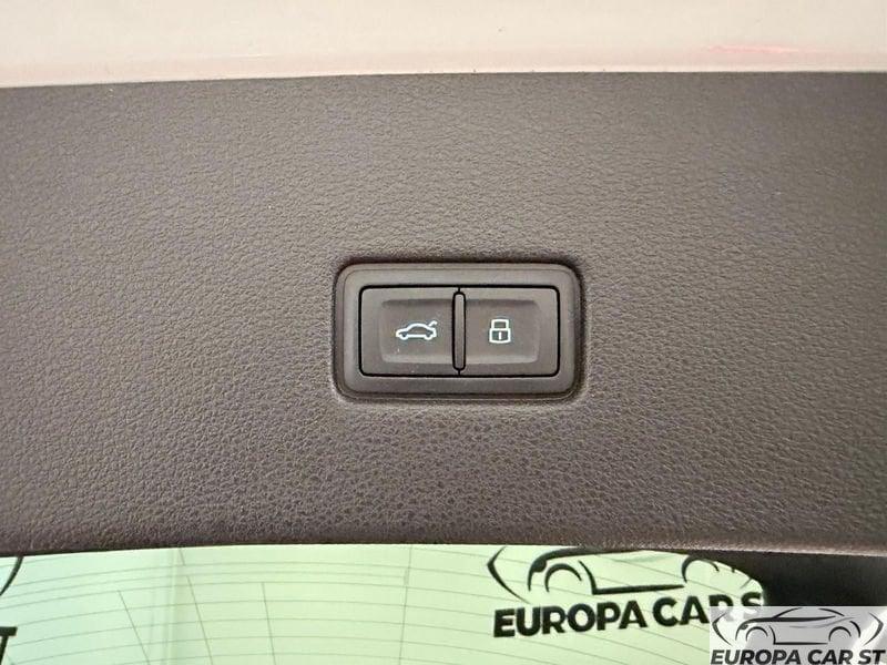 Audi Q8 50 TDI quattro tip. S Line Edition