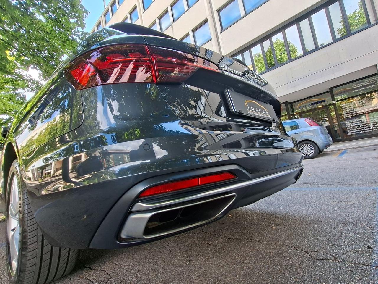 Audi A4 Business Advanced 2.0 40 TDI #6443