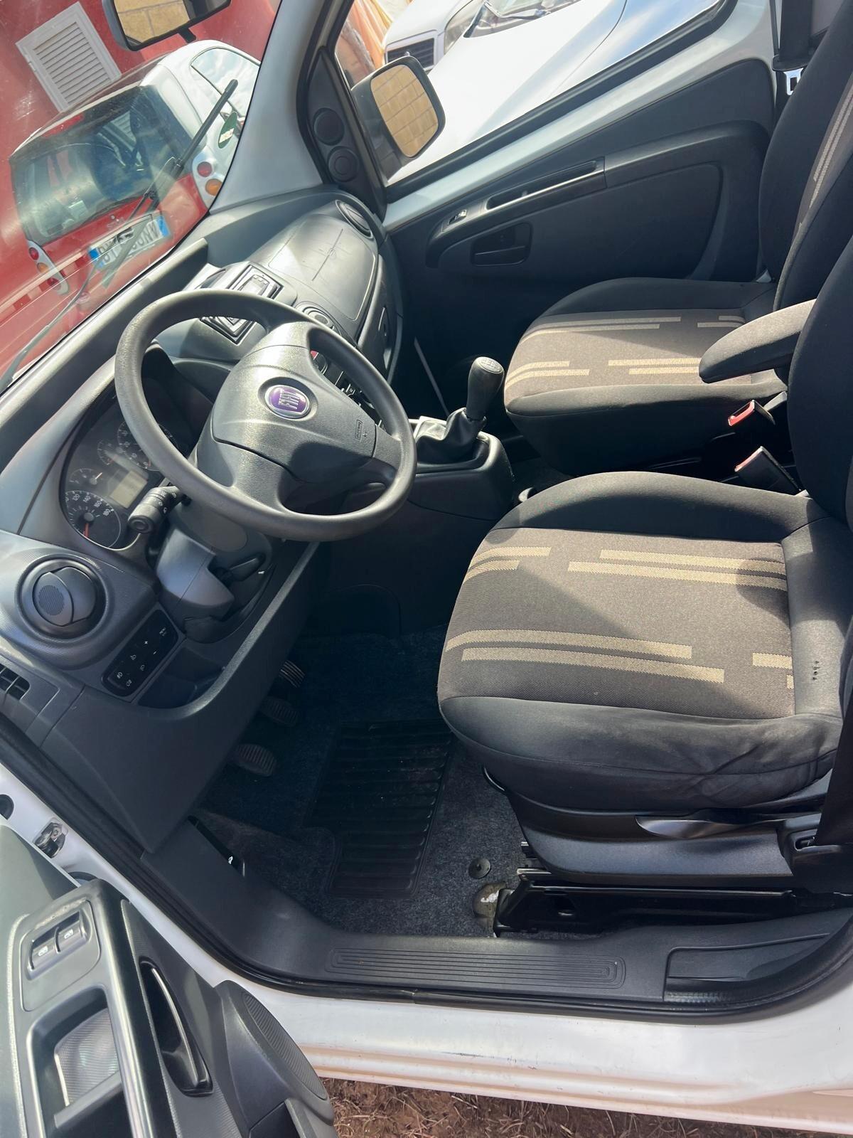 Fiat Fiorino 1.3 MJT 75CV Combi Semivetrato (N1)