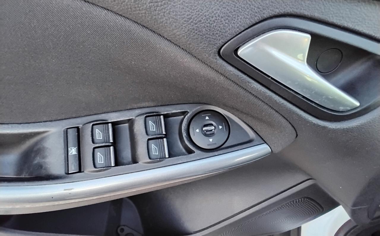 Ford Focus 1.6 TDCi 115 CV SW Titanium