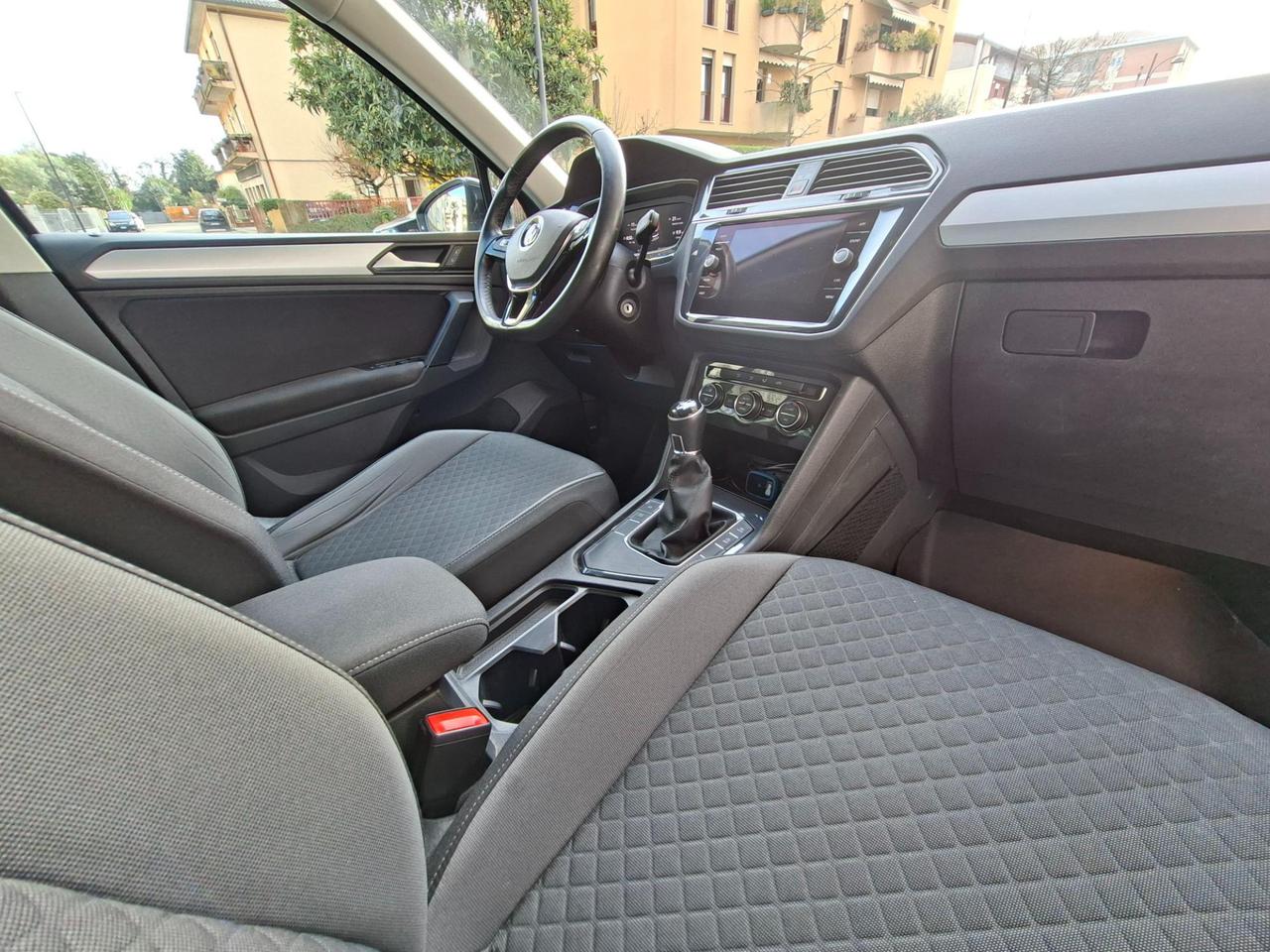 Volkswagen Tiguan 1.5 tsi Style 130cv R-line