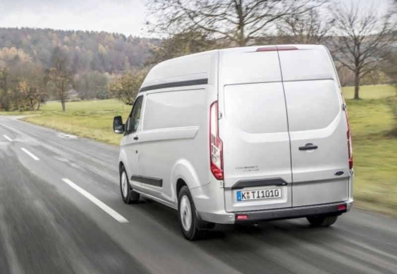 Ford Tourneo Custom 320 2018 320 2.0 tdci 185cv Titanium X L2H1 auto E6.2