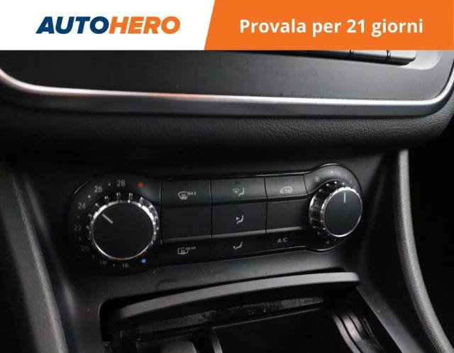 MERCEDES-BENZ GLA 200 d Automatic Premium