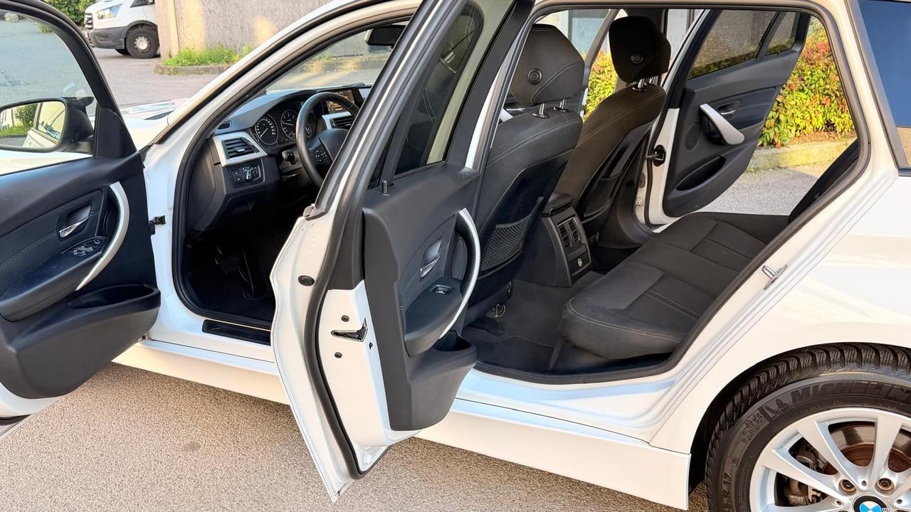 Bmw 320 320d xDrive Touring Sport