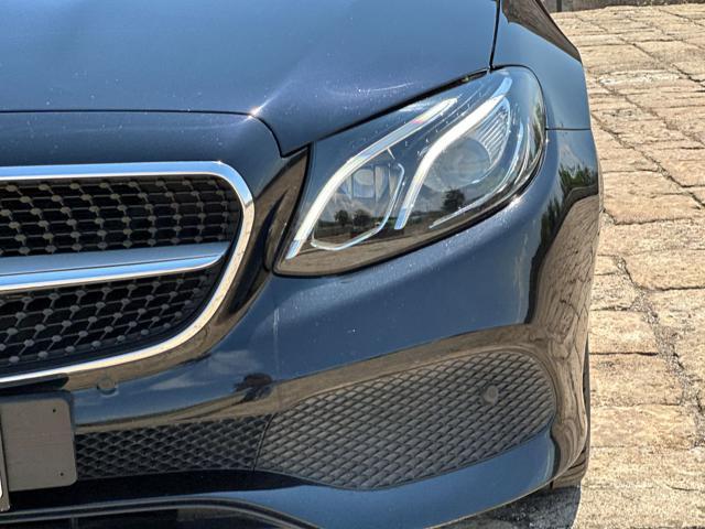 MERCEDES-BENZ E 220 d Auto Sport (Navi/Retro/Led/Pelle)