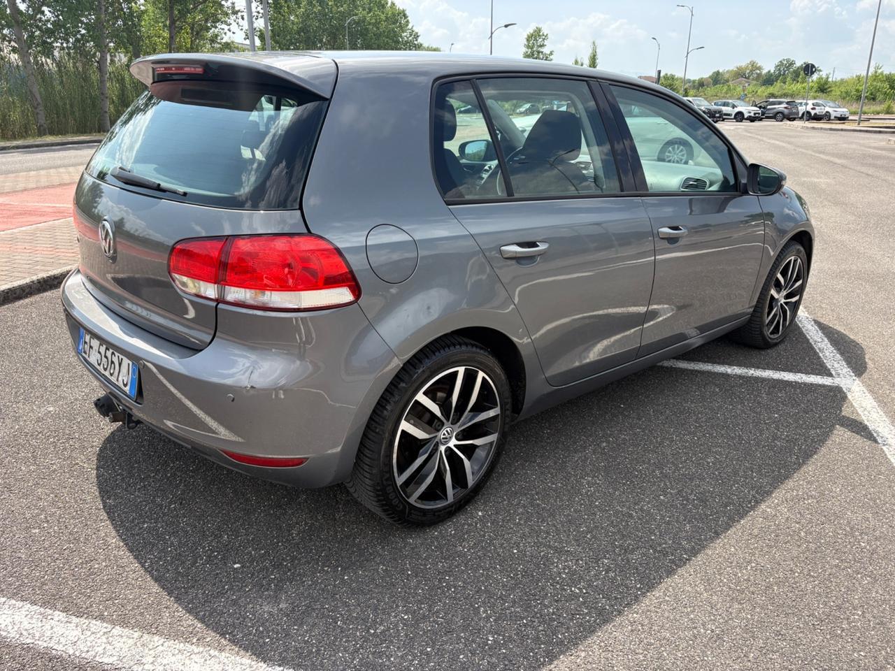 Volkswagen Golf 1.6 TDI 105CV*HIGHLINE*2011