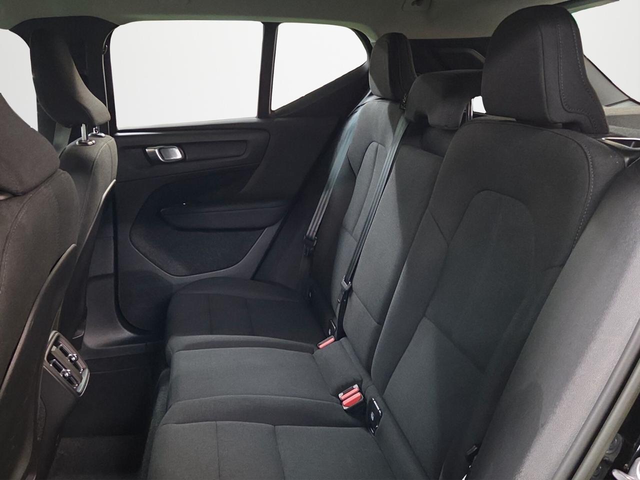 Volvo XC40 B3 automatico Essential