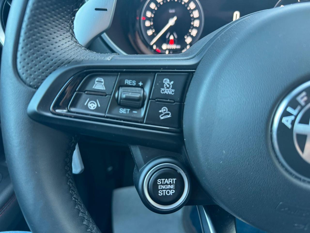 Alfa Romeo Stelvio 2.0 Turbo 280 CV AT8 Q4 Tributo Italiano