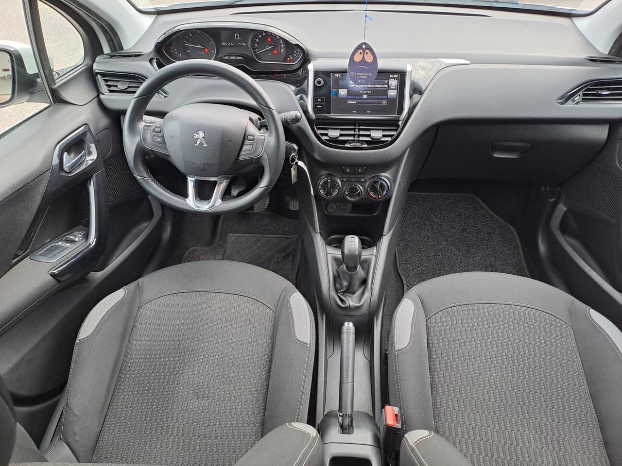 Peugeot 208 BlueHDi 75 Allure Restayling