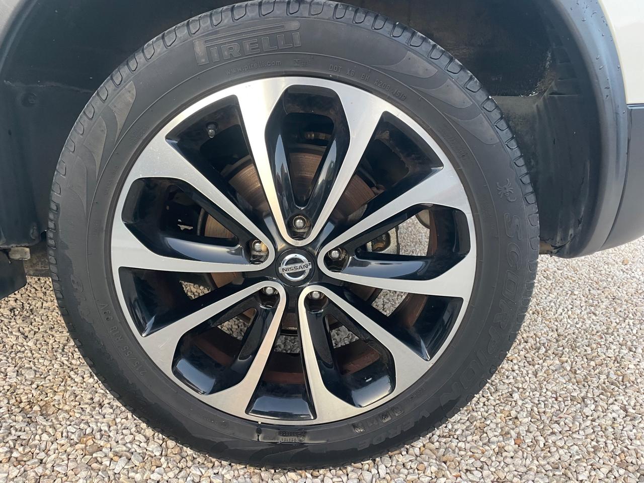 Nissan Qashqai 1.5 dCi DPF Tekna