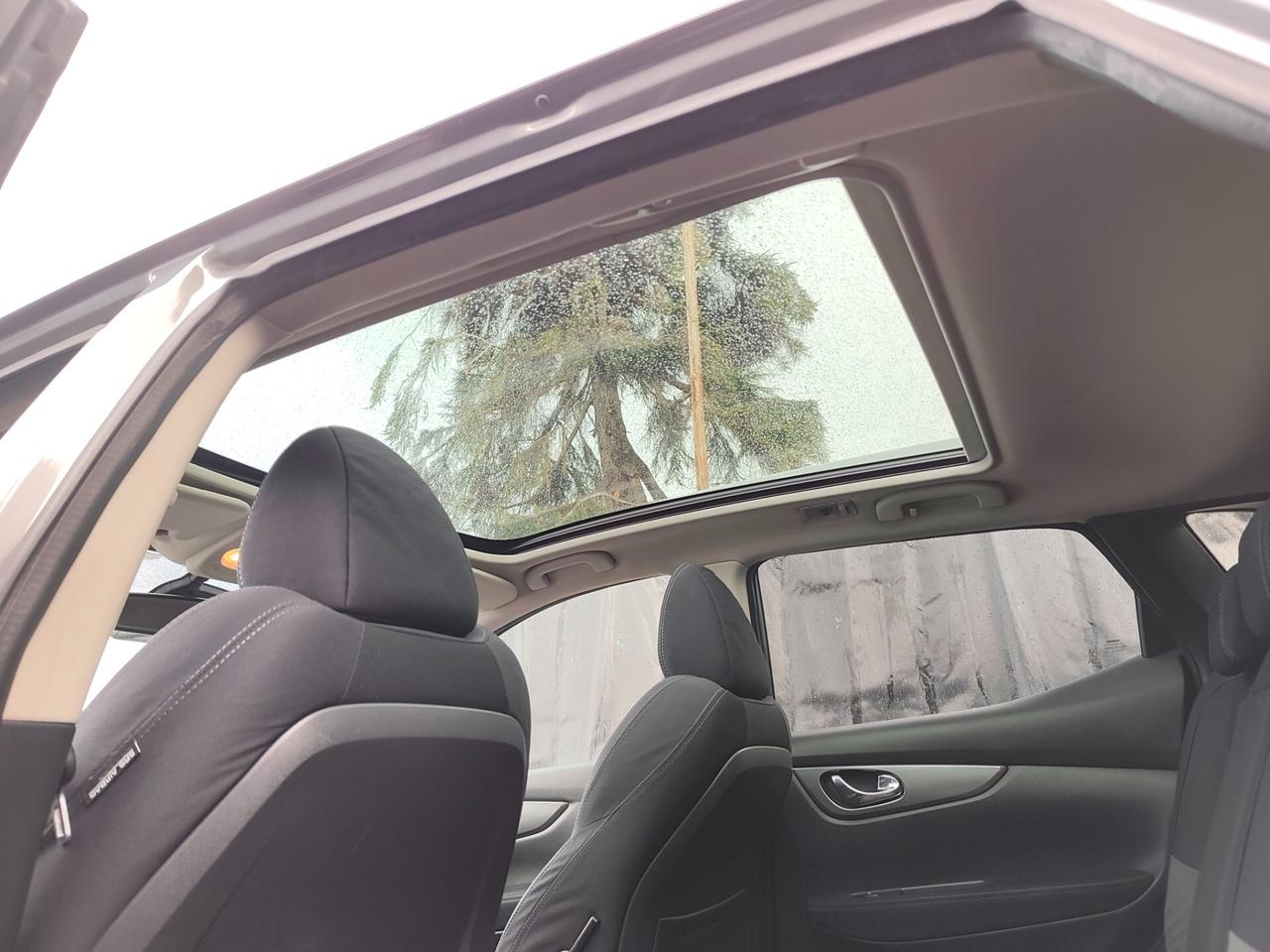 Nissan Qashqai 1.5 dCi 110cv TETTO E CAMERA