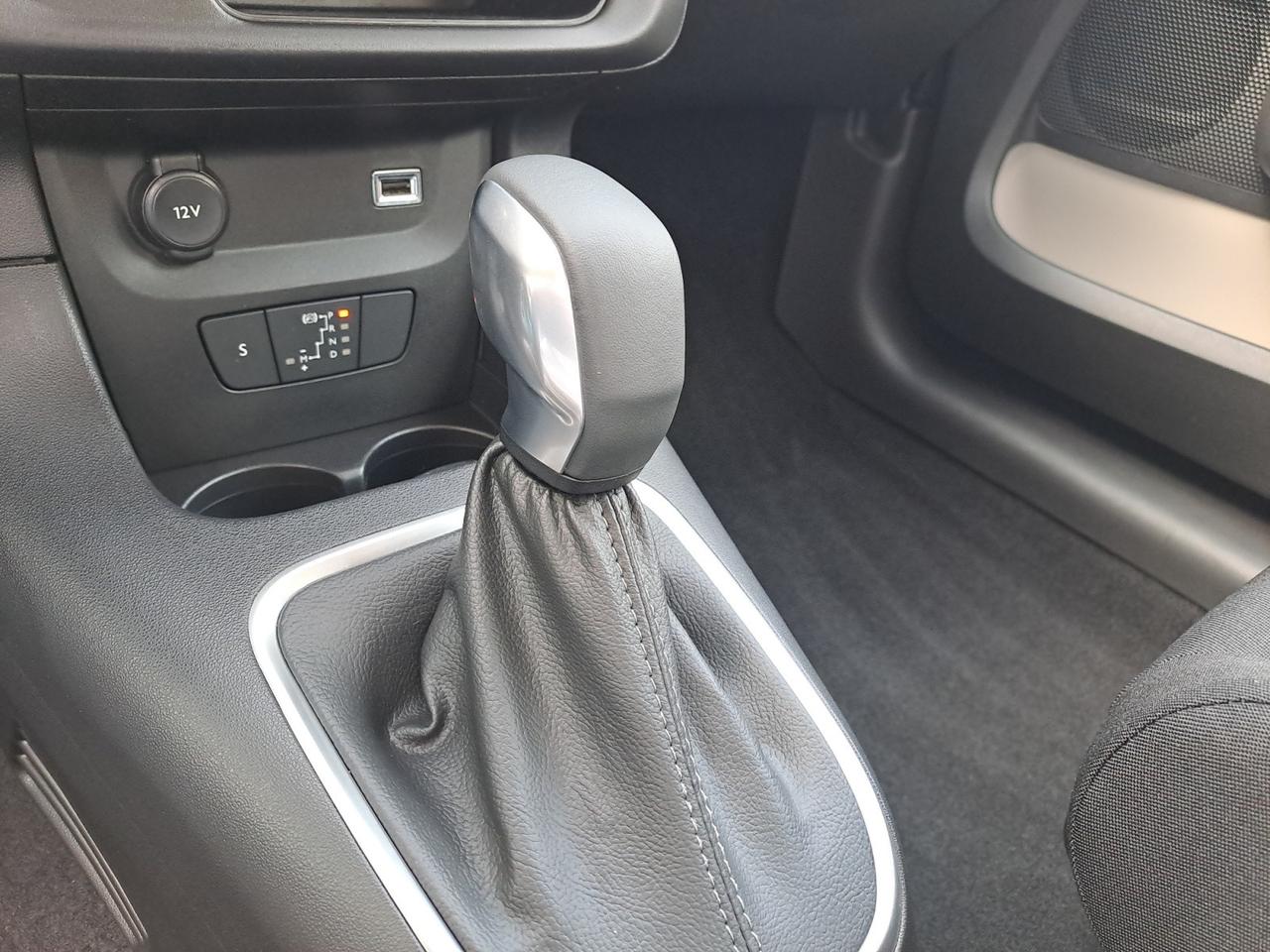 CITROEN C3 3ª serie - C3 PureTech 110 S&S EAT6 Shine