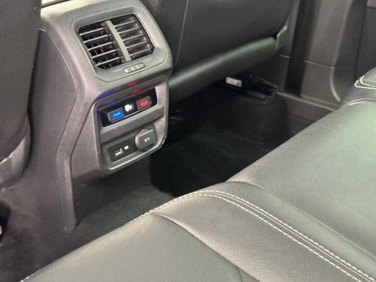 Volkswagen Tiguan 1.6 TDI -CARPLAY-GARANTITA-2017