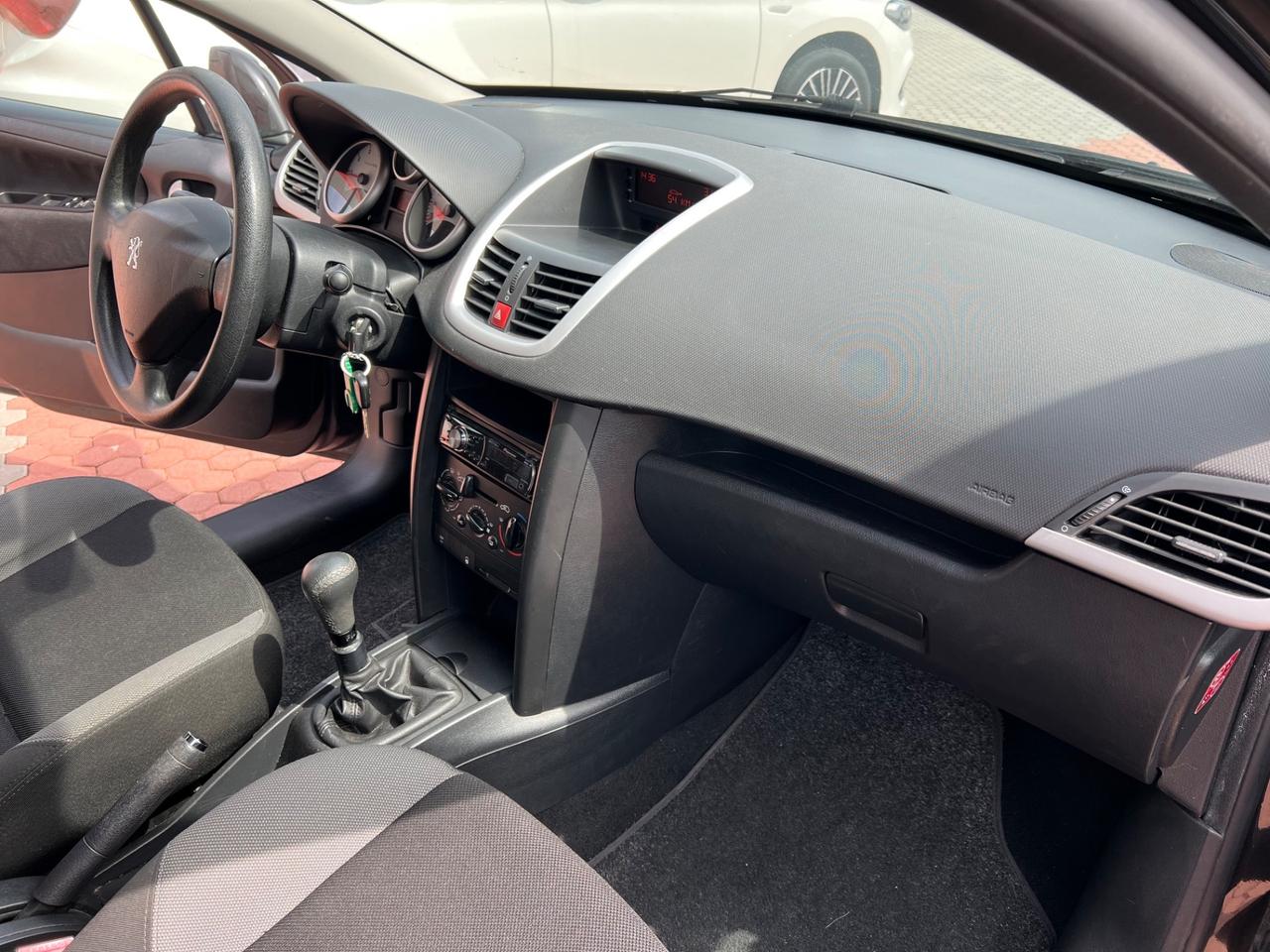 Peugeot 207 1.4 8V 75CV 3p. X Line ECO GPL
