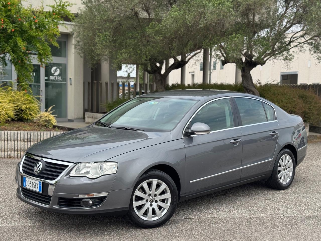 Volkswagen Passat 2.0 TDI 140cv Berlina