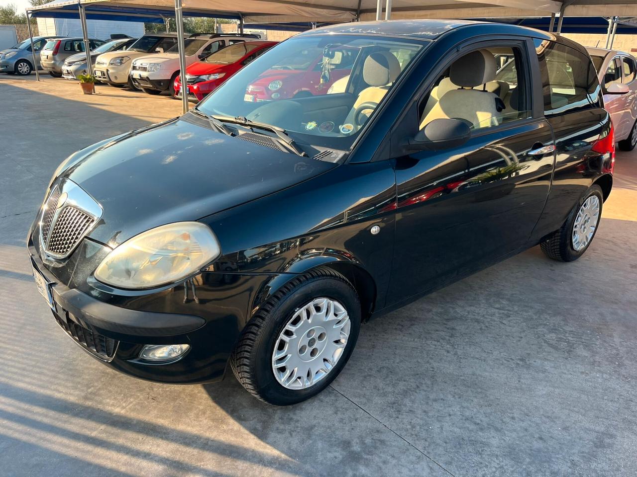 Lancia Ypsilon 1.2 Argento